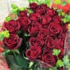 赤バラのお祝い花束